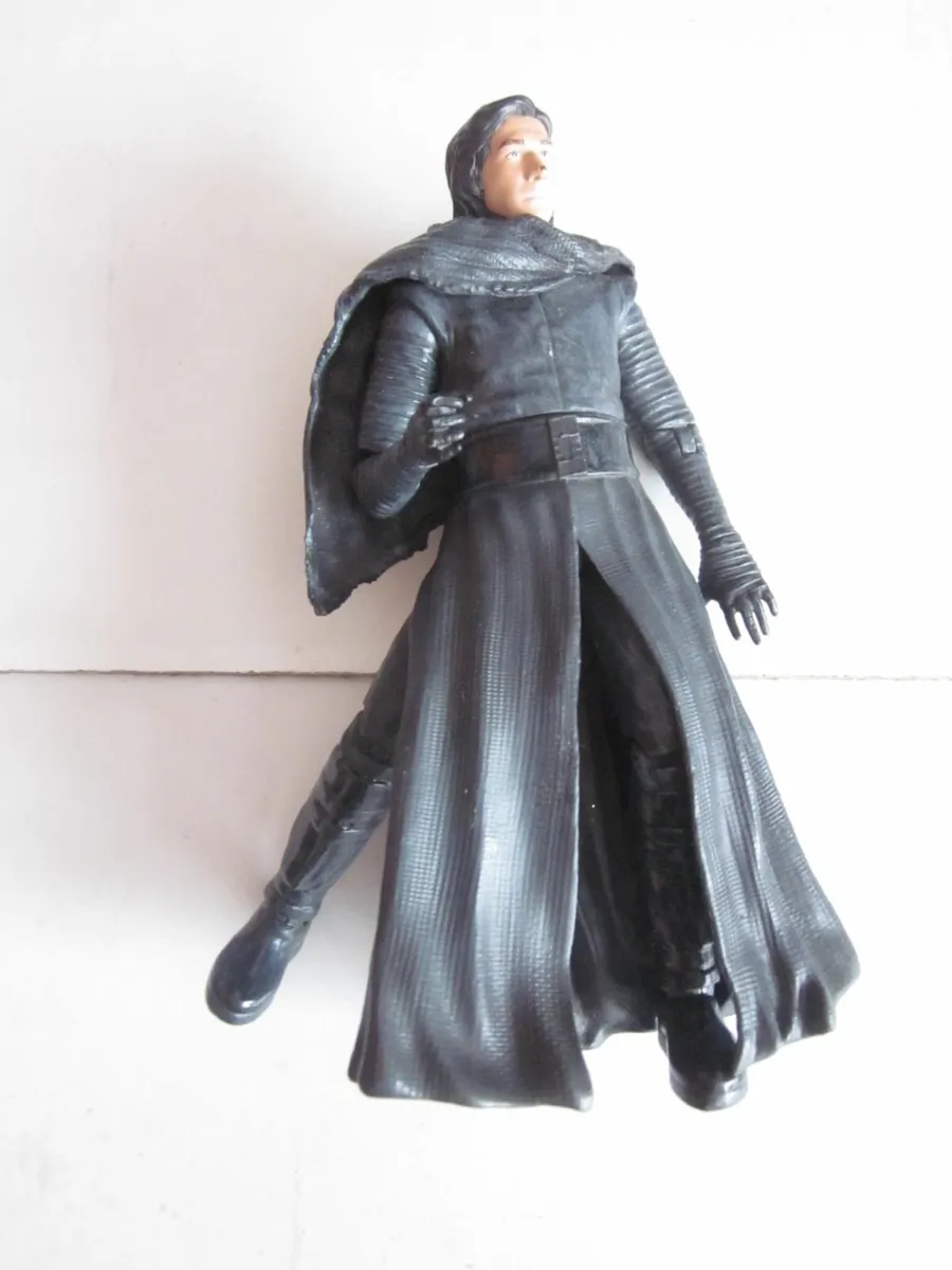 Star Wars Series Kylo Ren Articulated  Action Fig - Image 2