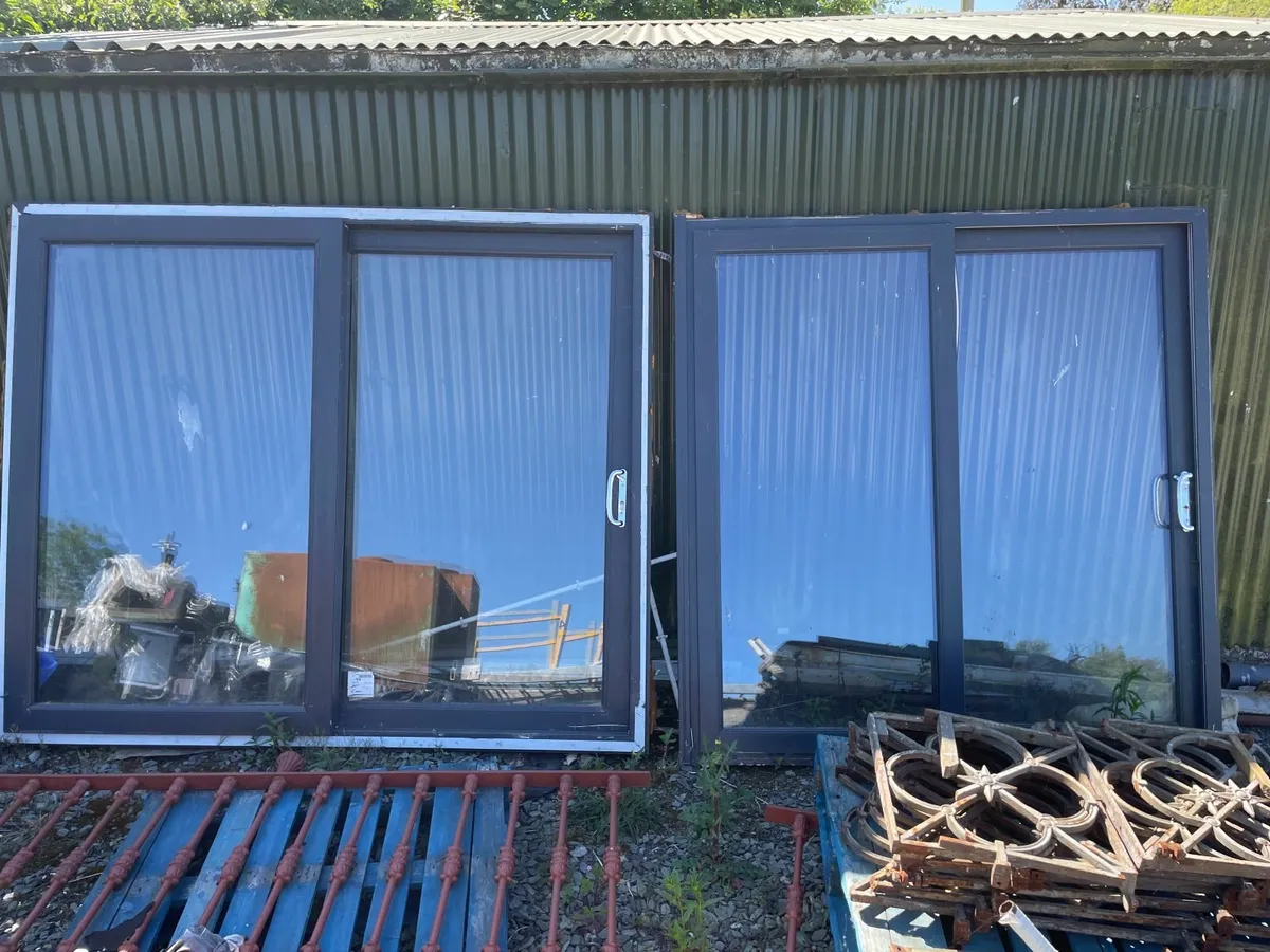 Sliding Doors - Image 1
