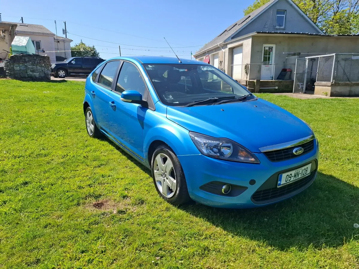Ford Focus 2009 - Image 1