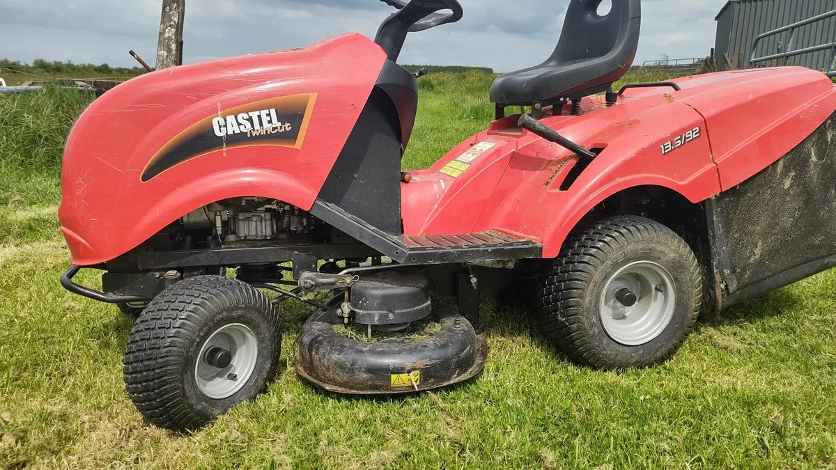 Ride on mower - Image 4