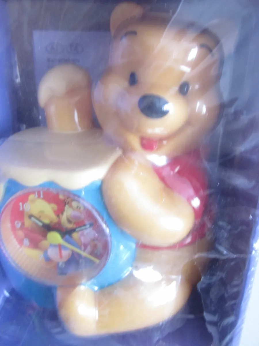 New Pooh Bear Musical Alarmclock - Image 3