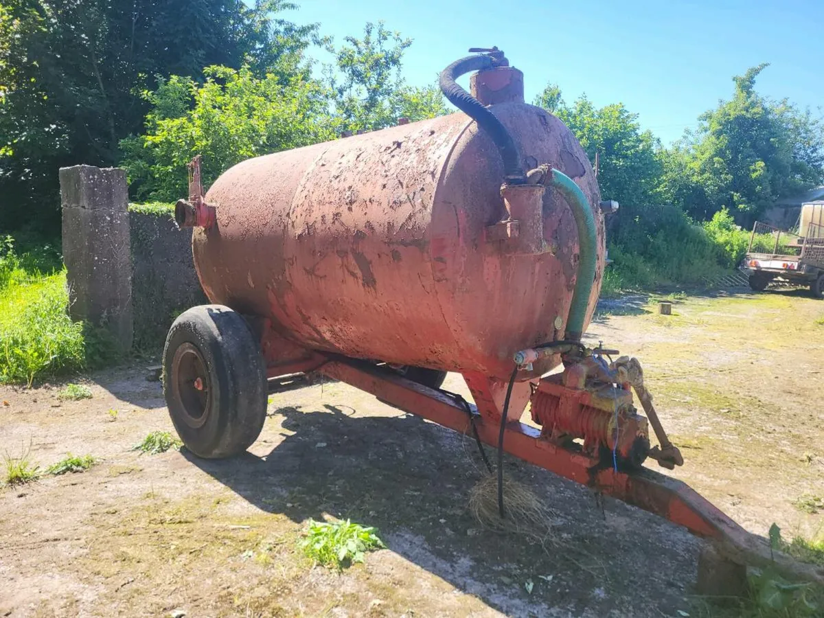 Slurry tank - Image 1