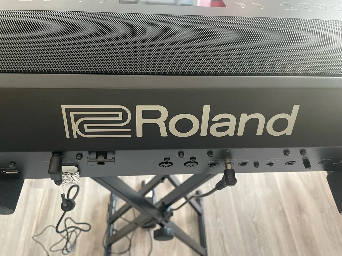 Roland FP-90 Digital Piano - Image 2