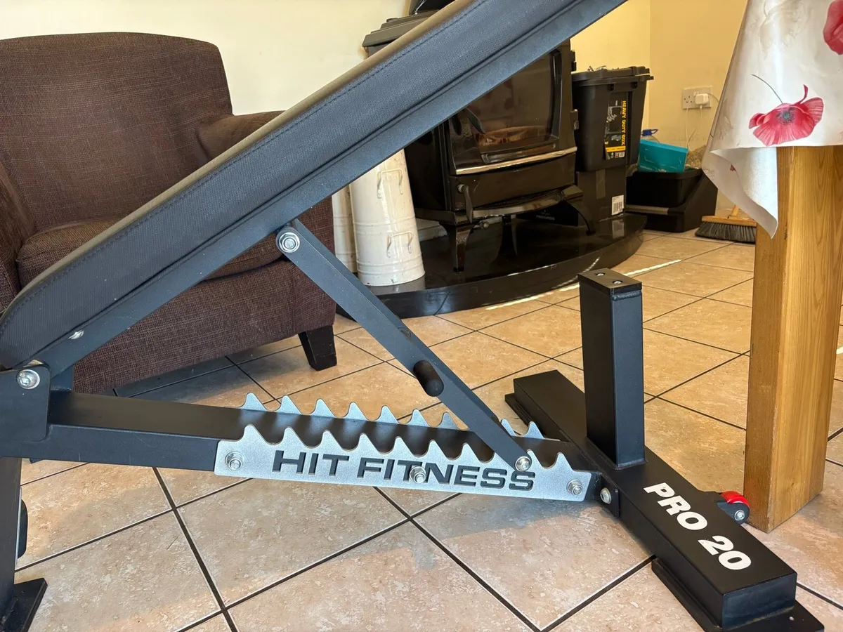 HEAVY WEIGHT BENCH, 1/2 PRICE IT IS ON WEBSITE NOW - Image 3