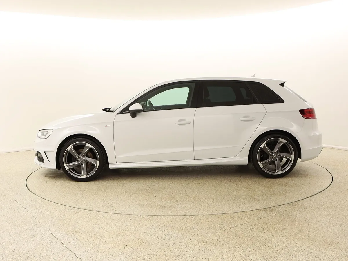 2015 AUDI A3 1.6 TDI 110 S-LINE BLACK EDITION STYL - Image 4