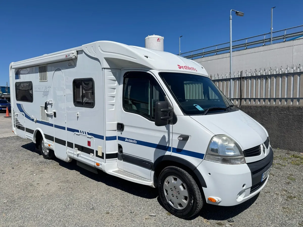 Renault Master 2.5 automatic low miles - Image 2