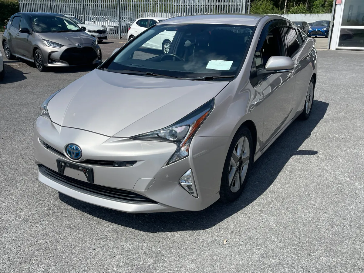 Toyota Prius 2017-2 - Image 3