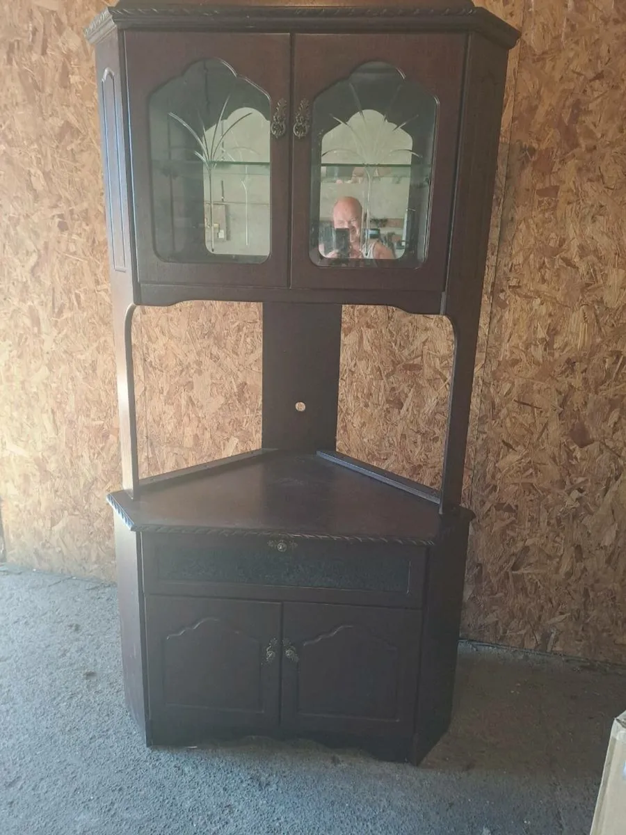 A lovely corner unit - Image 1