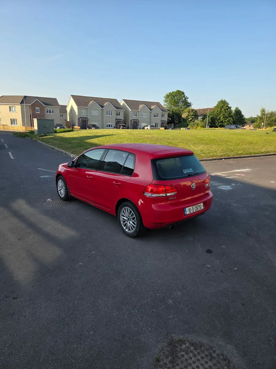 10 VW GOLF 1.6 Diesel - Image 4
