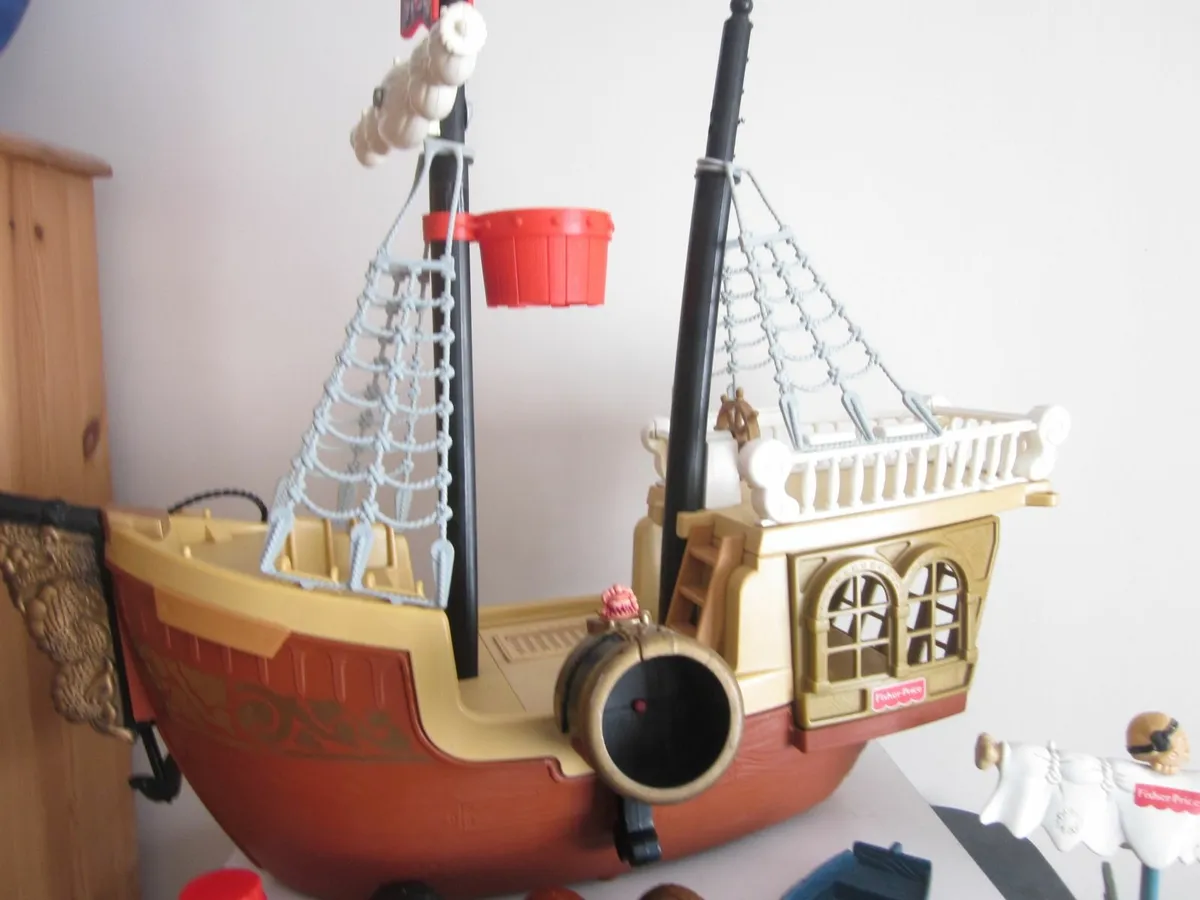 1994 FisherPrice Great Adventures PirateShip 77043 - Image 3