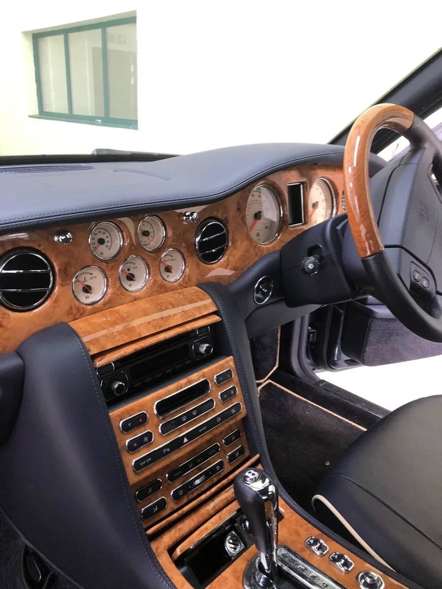 Bentley 2006 - Image 2