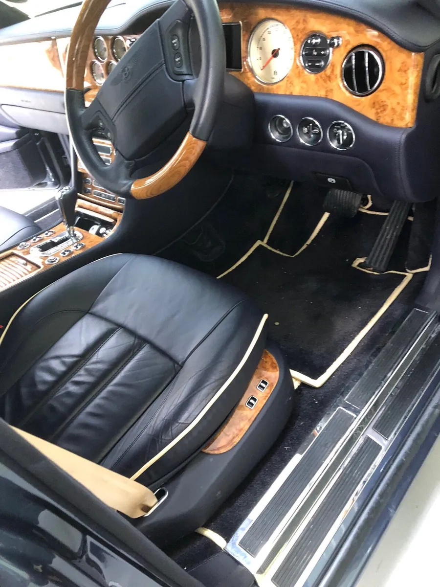 Bentley 2006 - Image 4