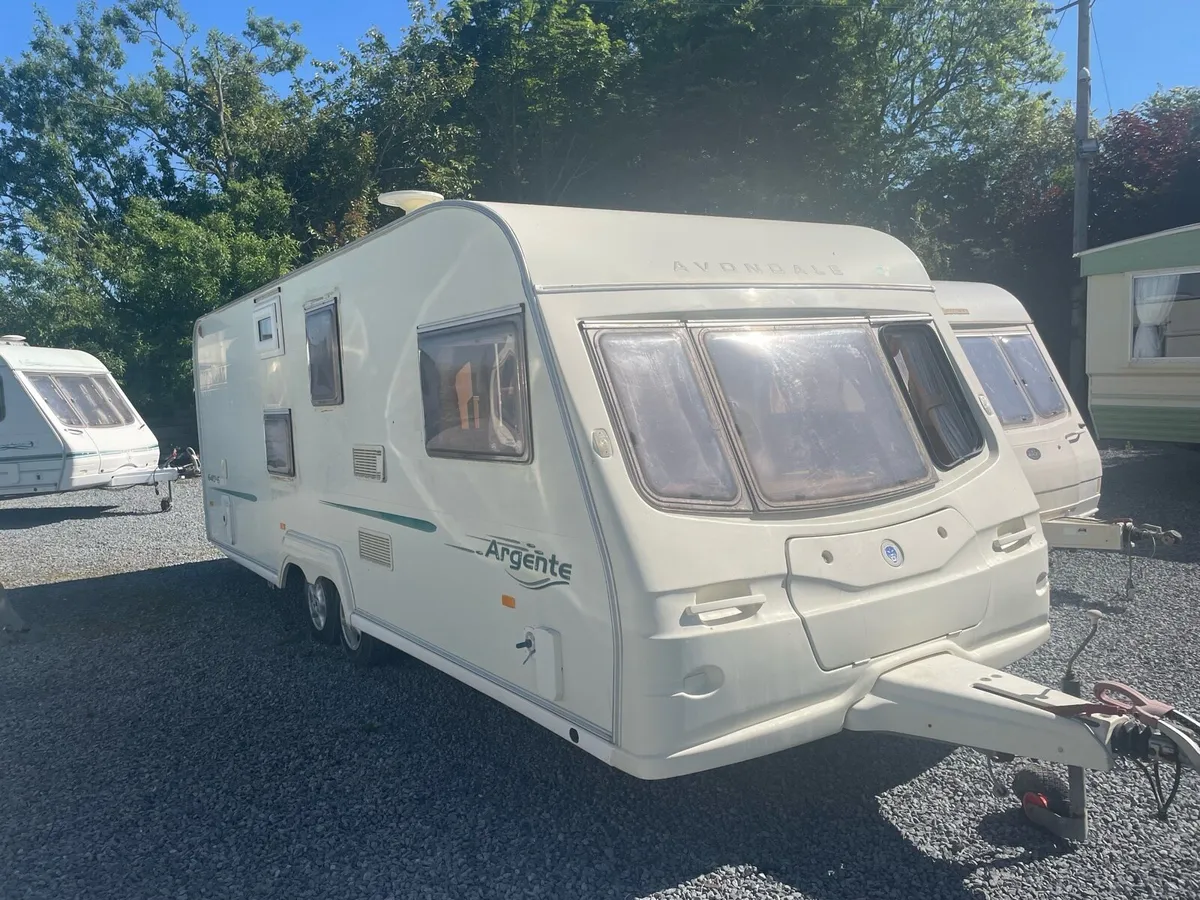 6 birth caravan - Image 2