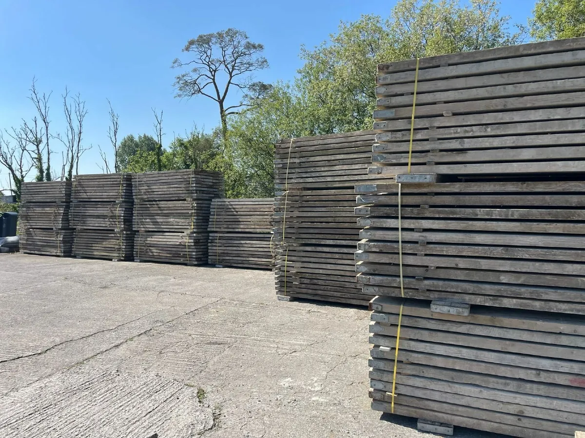 8ft scaffolding boards - Image 1