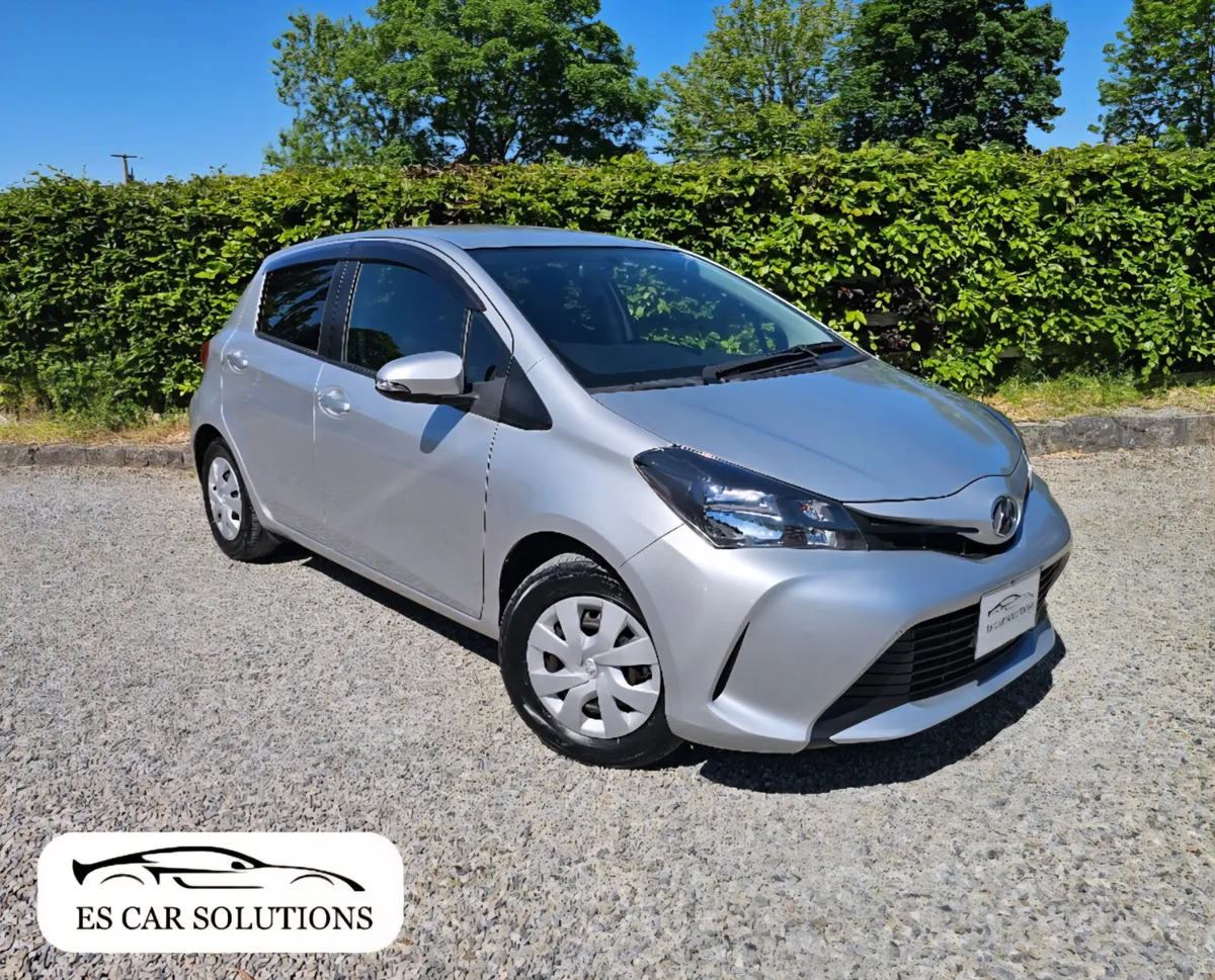 141  Toyota Yaris Vitz 1.0L HYBRID NEW NCT TAX€190 - Image 3