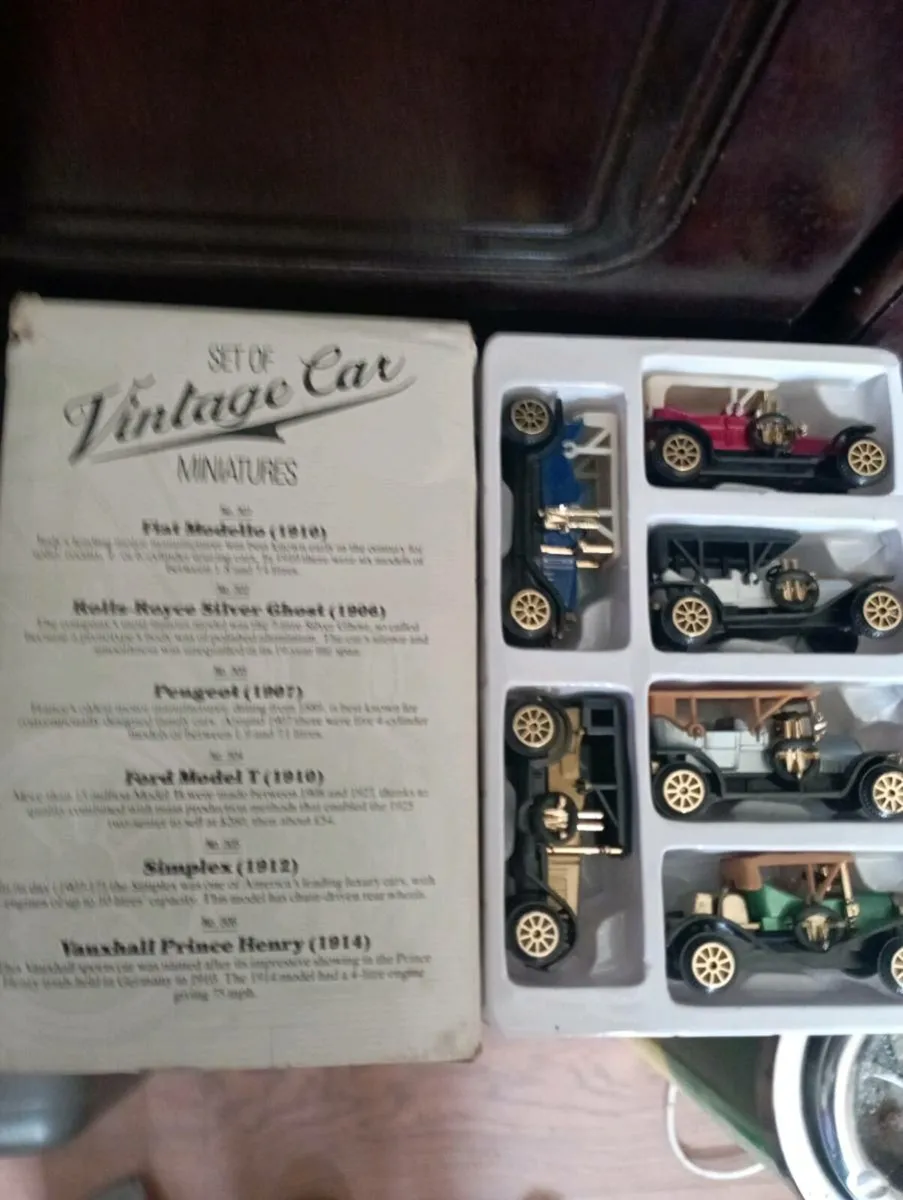 SET OF VINTAGE MINIATURE CARS - Image 3