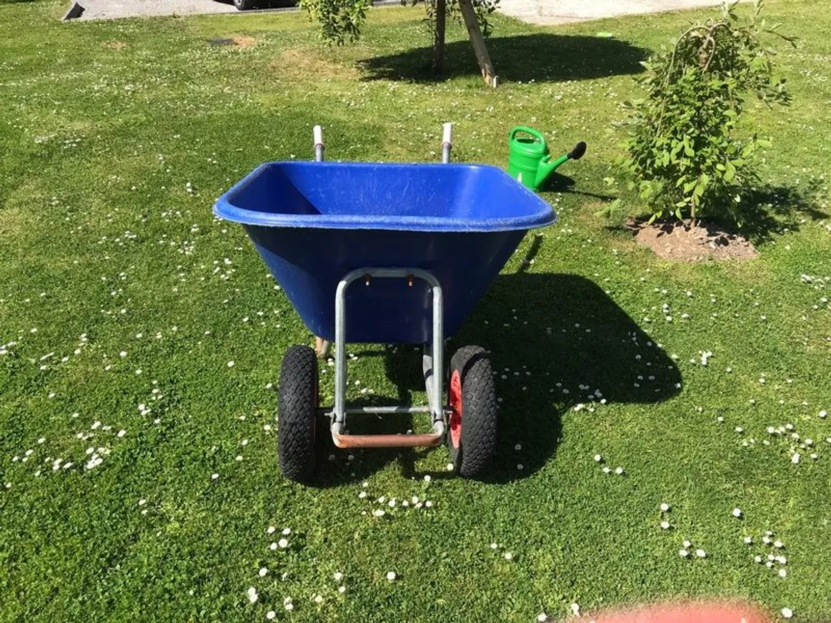 Wheelbarrow, twin wheel 200 litres - Image 2