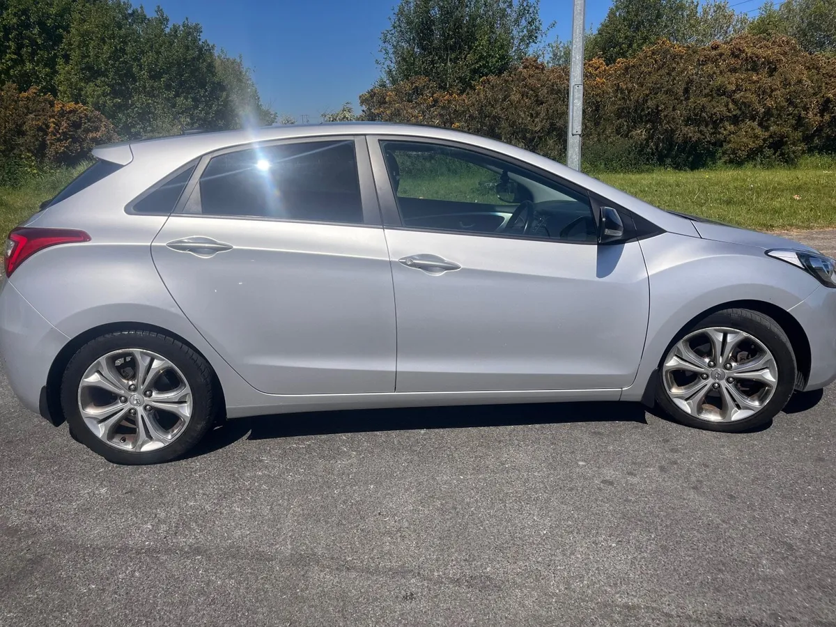 Hyundai i30 2015 - Image 1