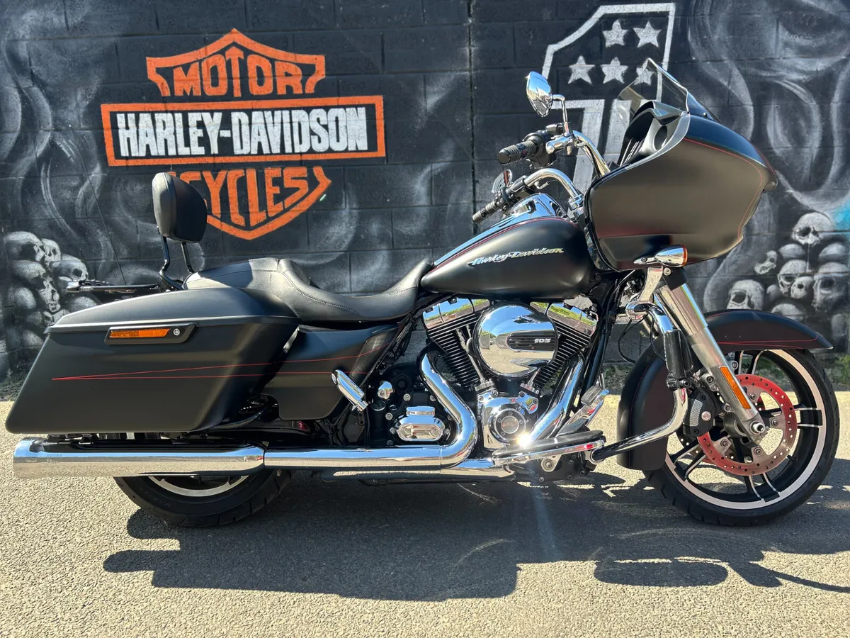 2015 HARLEY-DAVIDSON Road Glide Special - Image 1