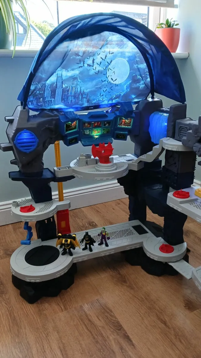 Batcave - Image 2