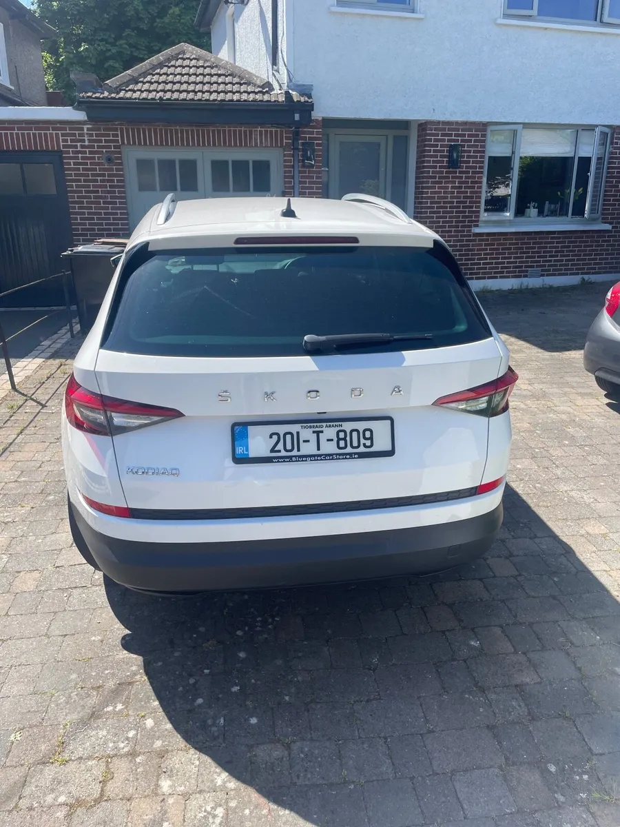 Skoda Kodiaq 2020 2.0 TDI 150HP 7 Seats - Image 4