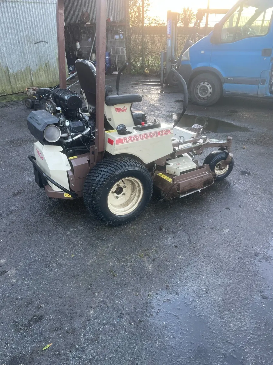Grasshopper mowers - Image 2