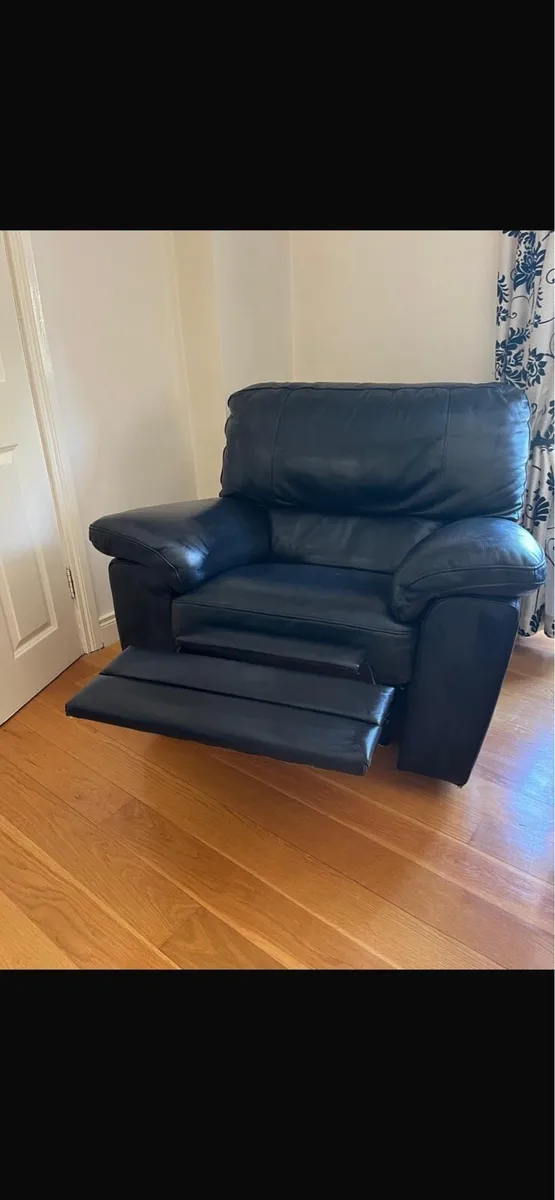 Black Leather Recliner - Image 2