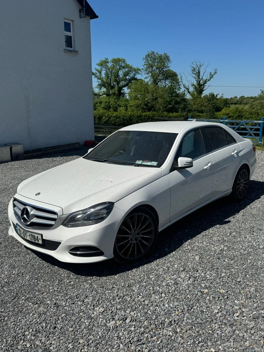 Mercedes E220 2015 diesel - Image 3