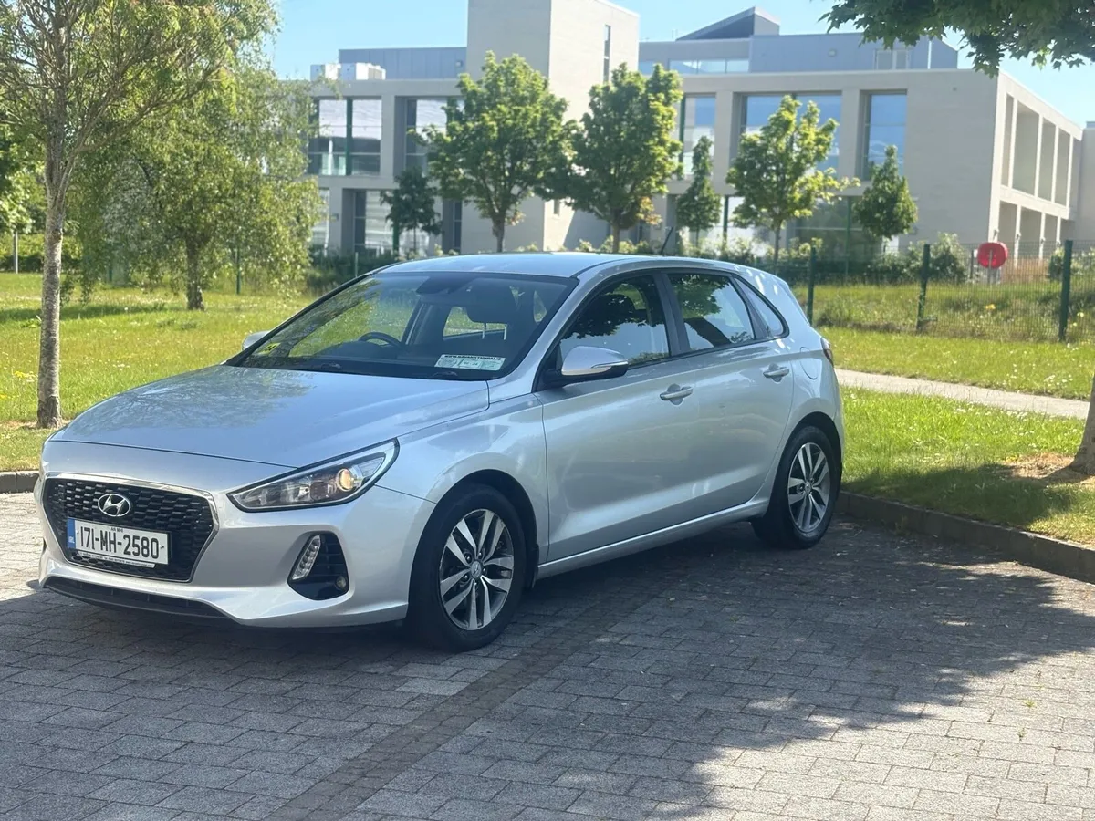 2017 Hyundai i30 1.6 diesel nct 03/27 tax 05/25 - Image 1