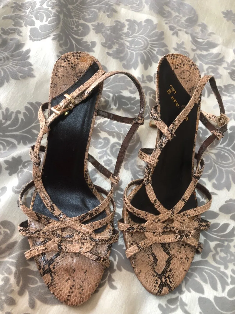 Ladies stunning shoes size 5 €10 - Image 4
