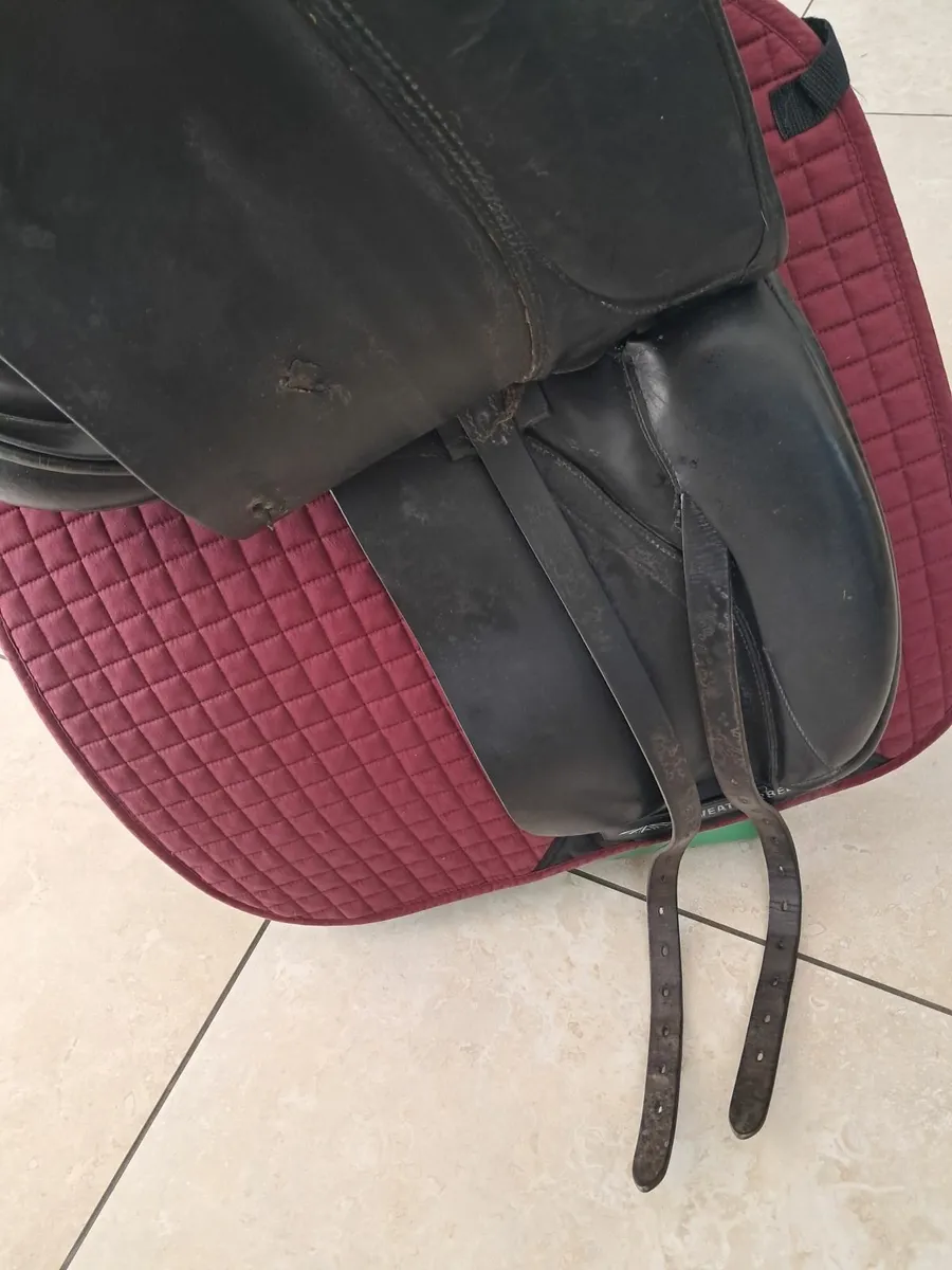 Ideal Jessica Dressage Saddle - Image 4