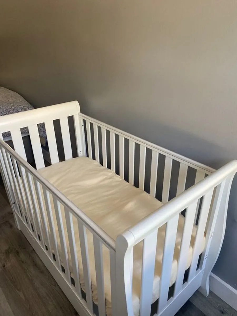 Sleigh cot/bed - Image 2