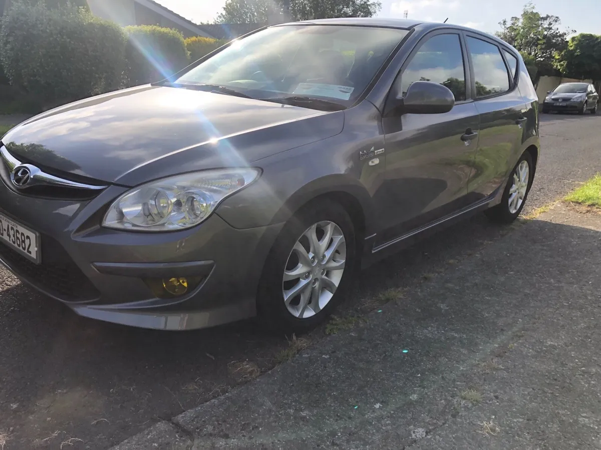 Hyundai i30 crdi NCT 7/26 - Image 3