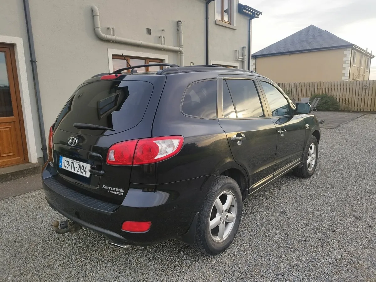Hyundai Santa Fe 2008 - Image 3