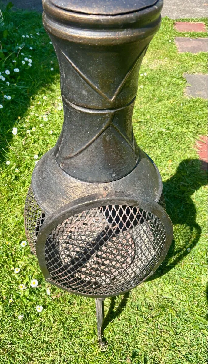 Fire pit chiminea - Image 1