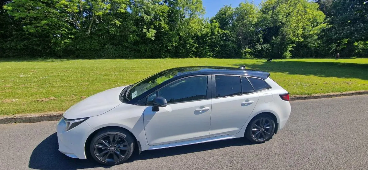 Toyota corolla sport touring sol - Image 3