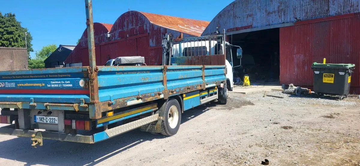Isuzu NPR - Image 2