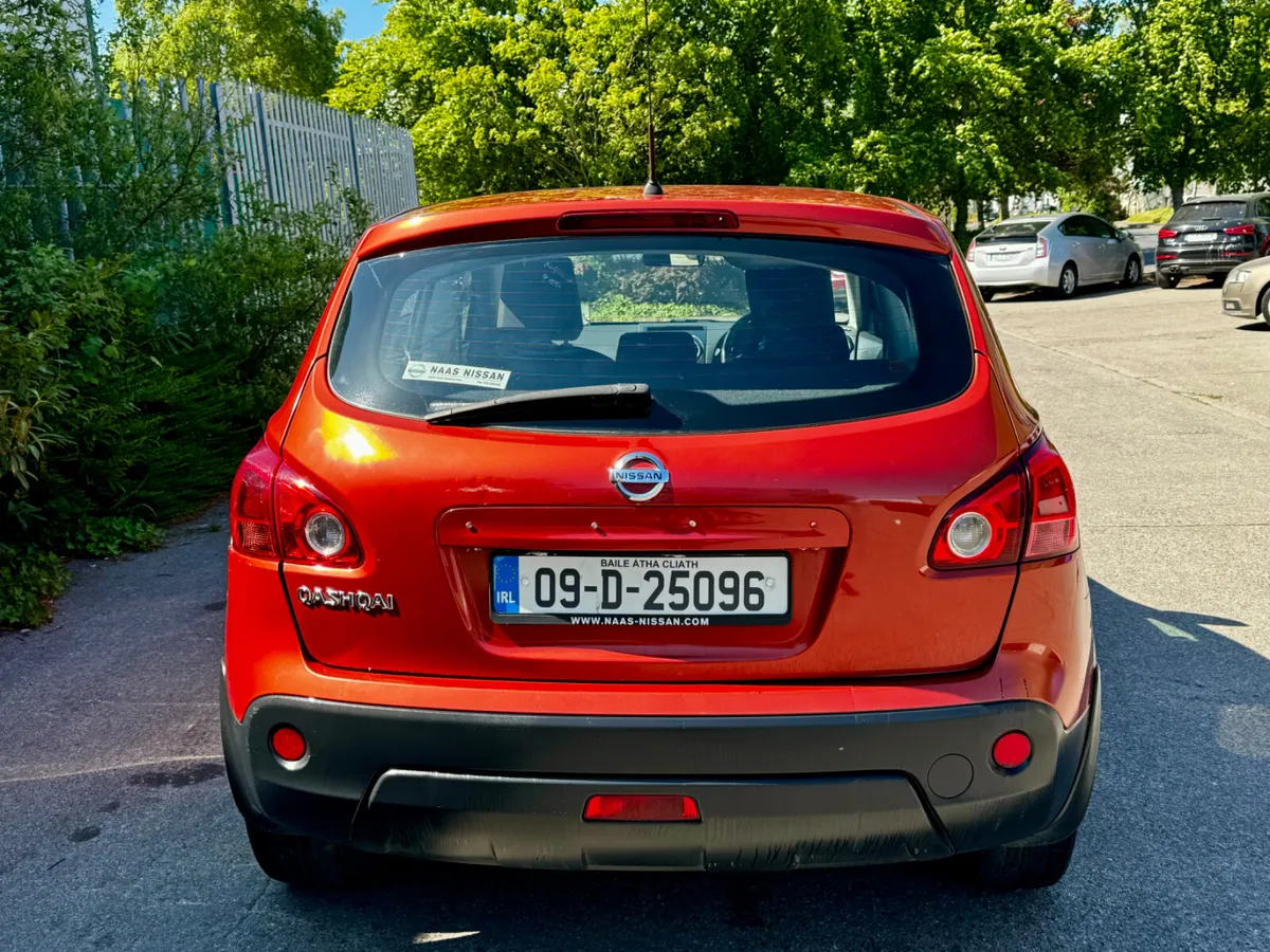 Nissan Qashqai 1.6 Petrol - Image 4