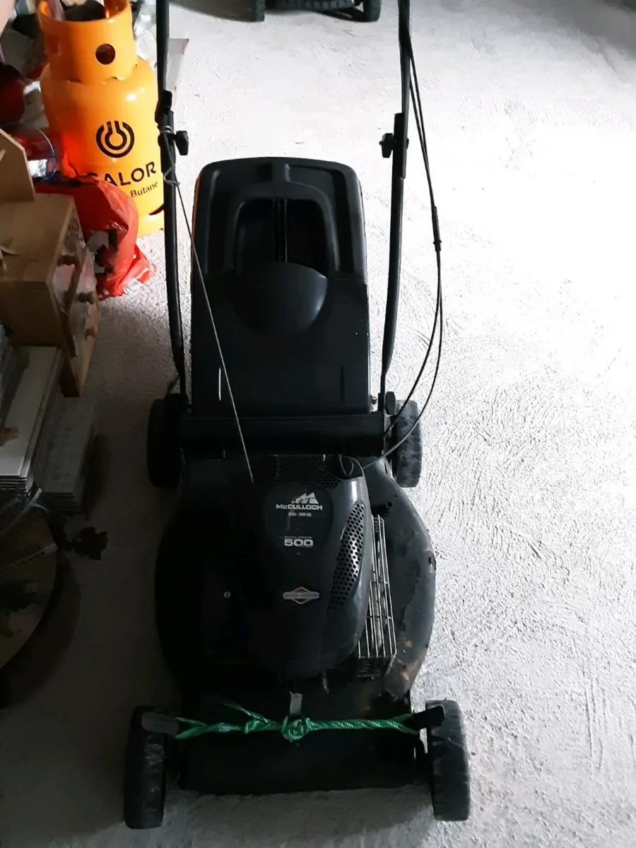 Lawnmower (needs attention) - Image 1