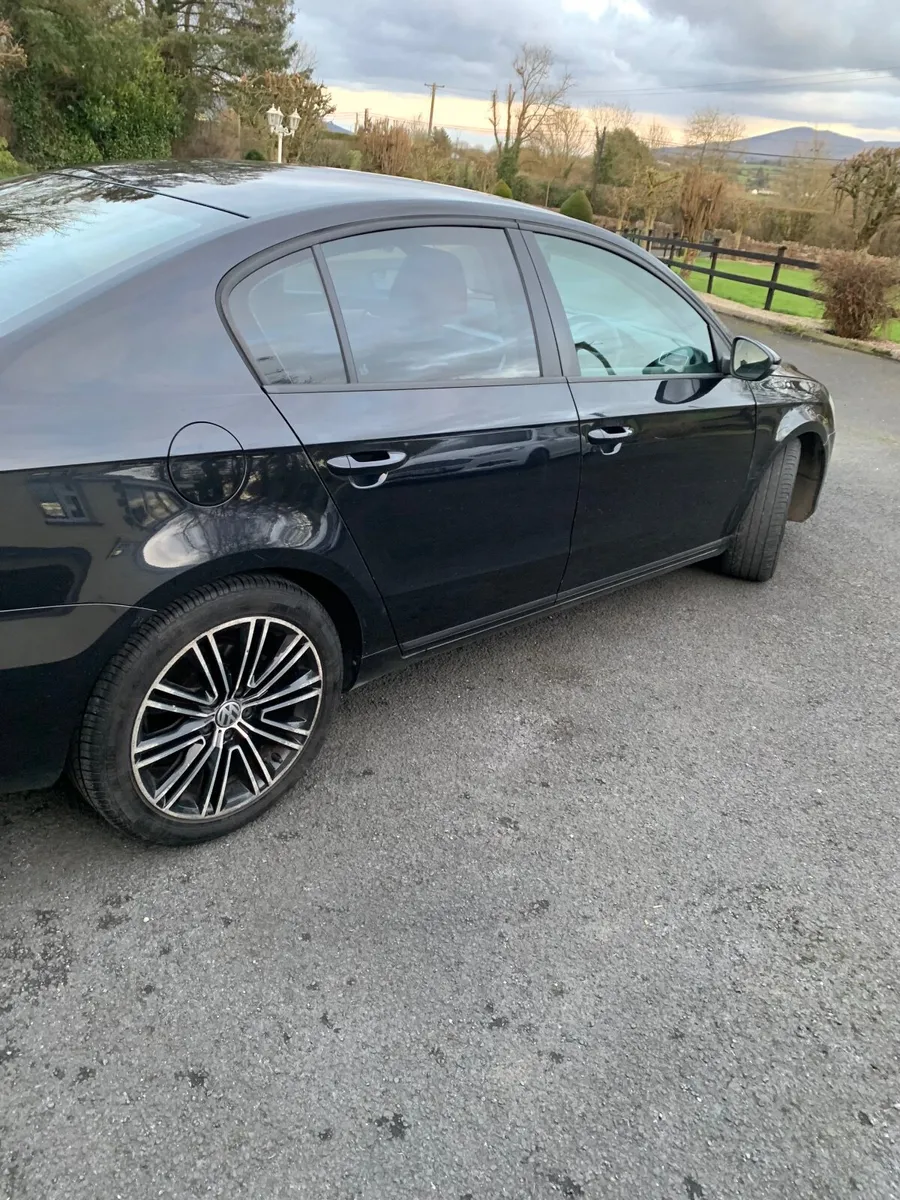 Volkswagen Passat 2014 - Image 3