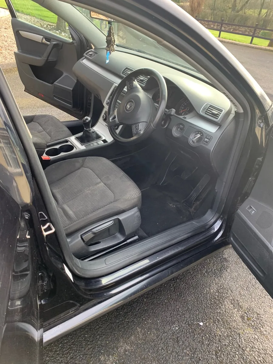Volkswagen Passat 2014 - Image 4