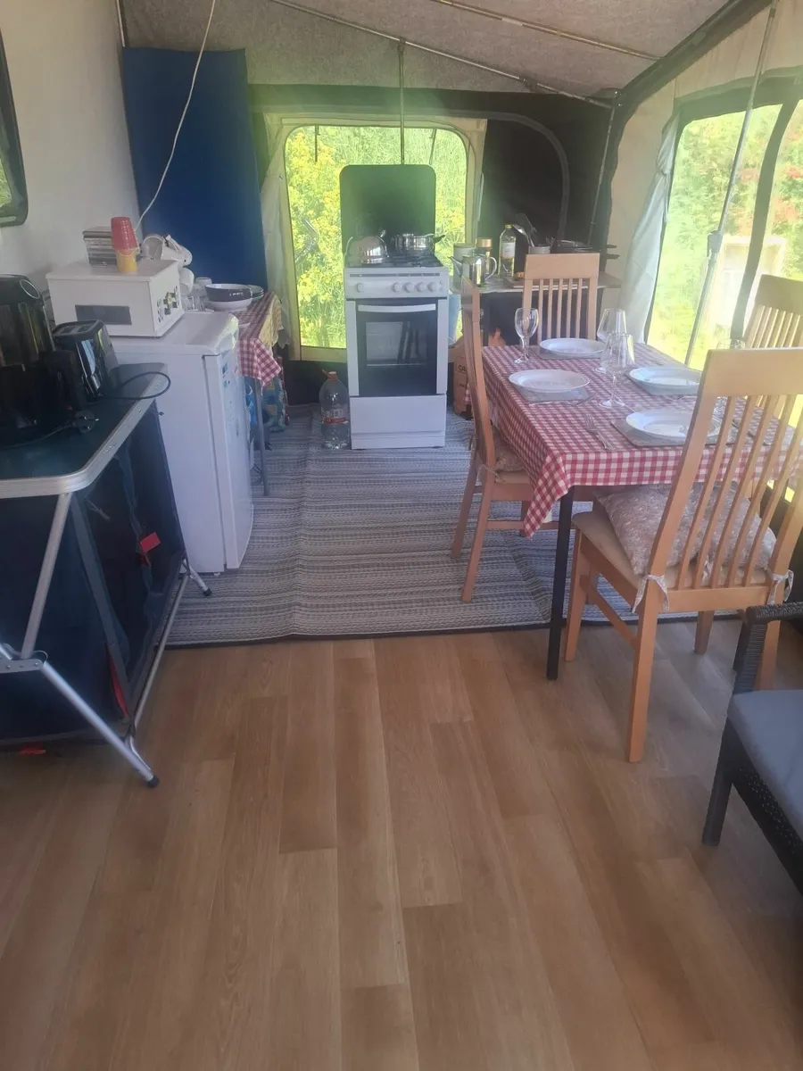 Sterling europa 620 caravan. Twin axel - Image 4