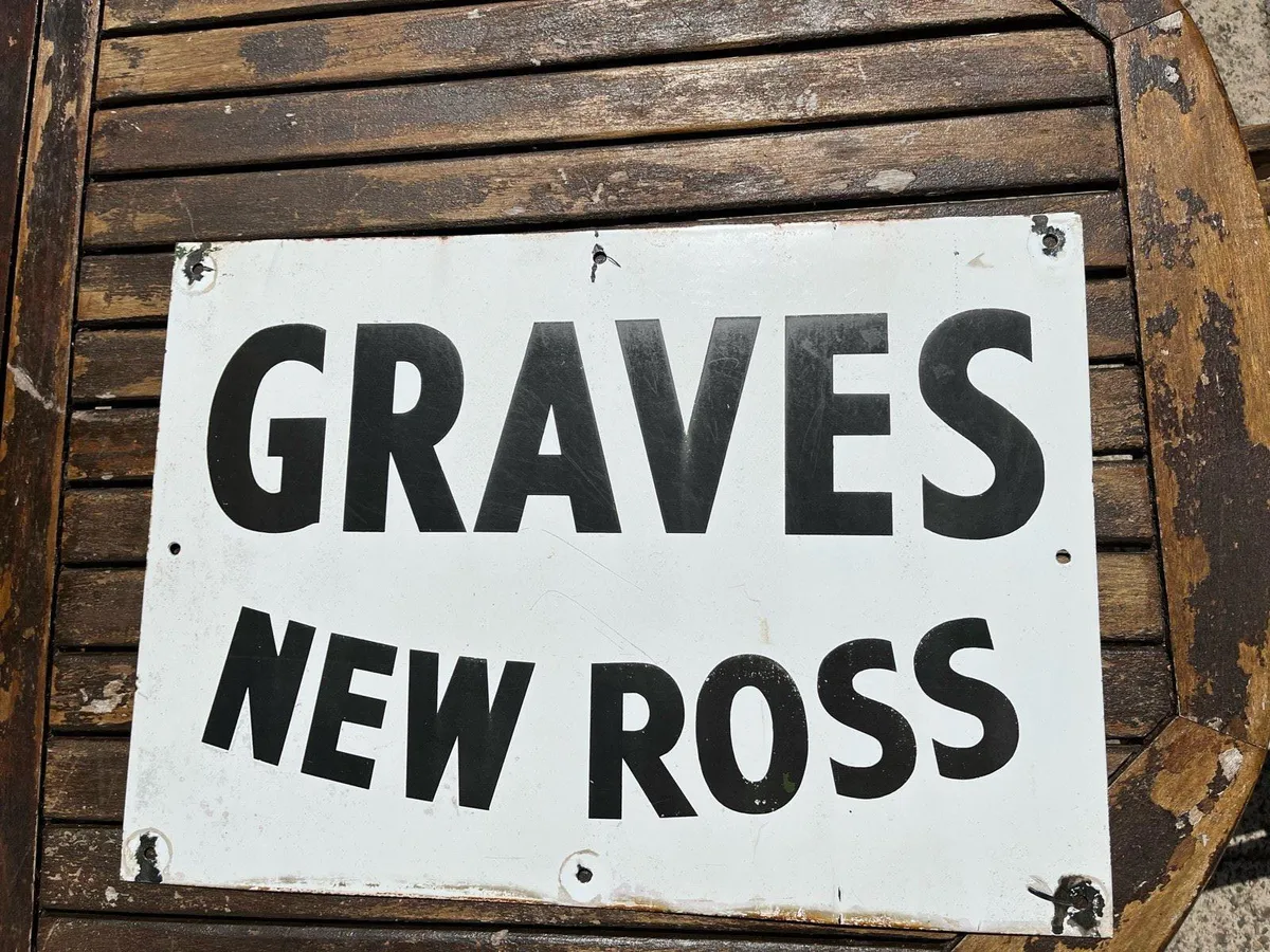 Graves New Ross enamel shed sign - Image 1