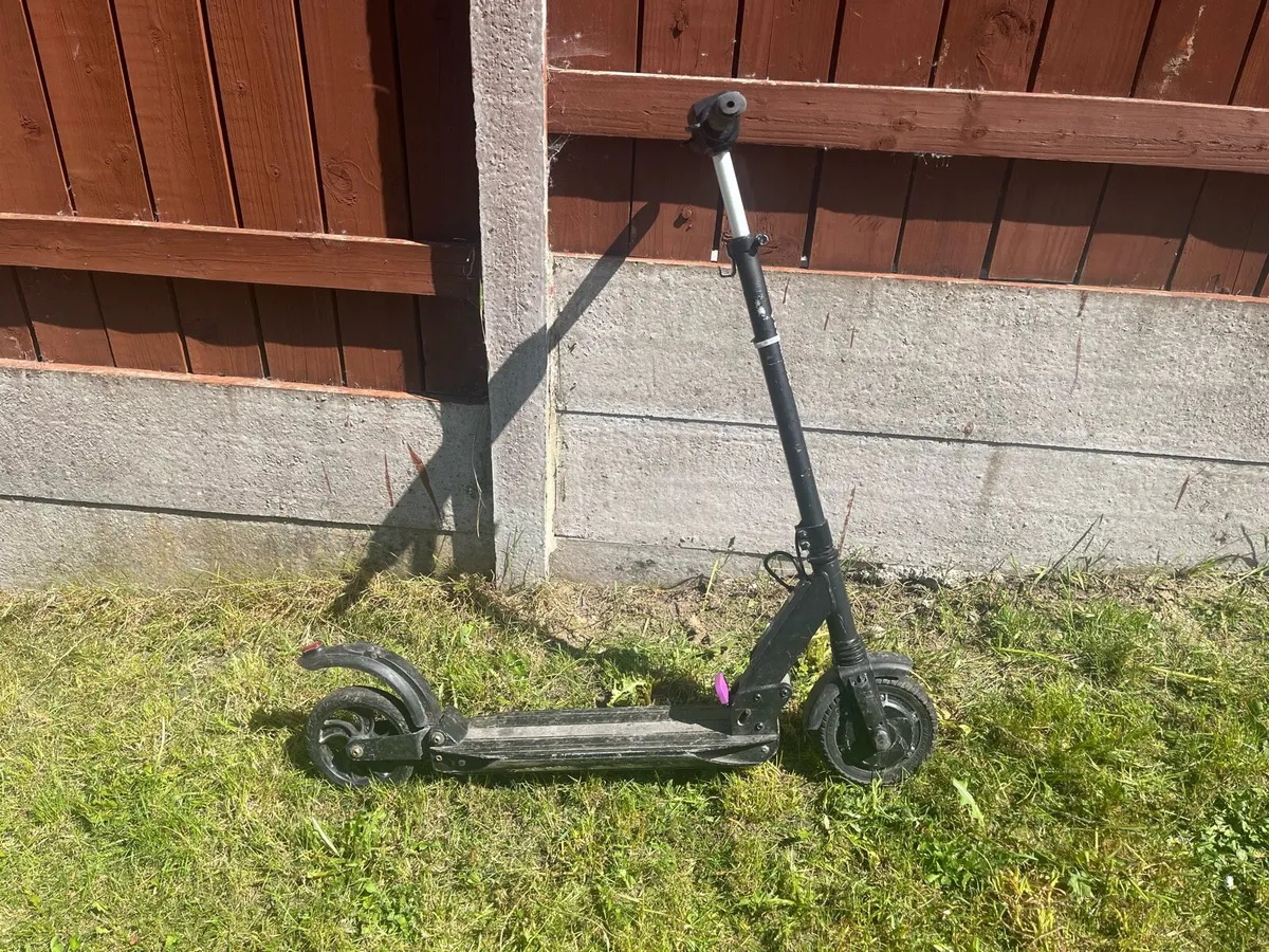 Electric scooter - Image 1