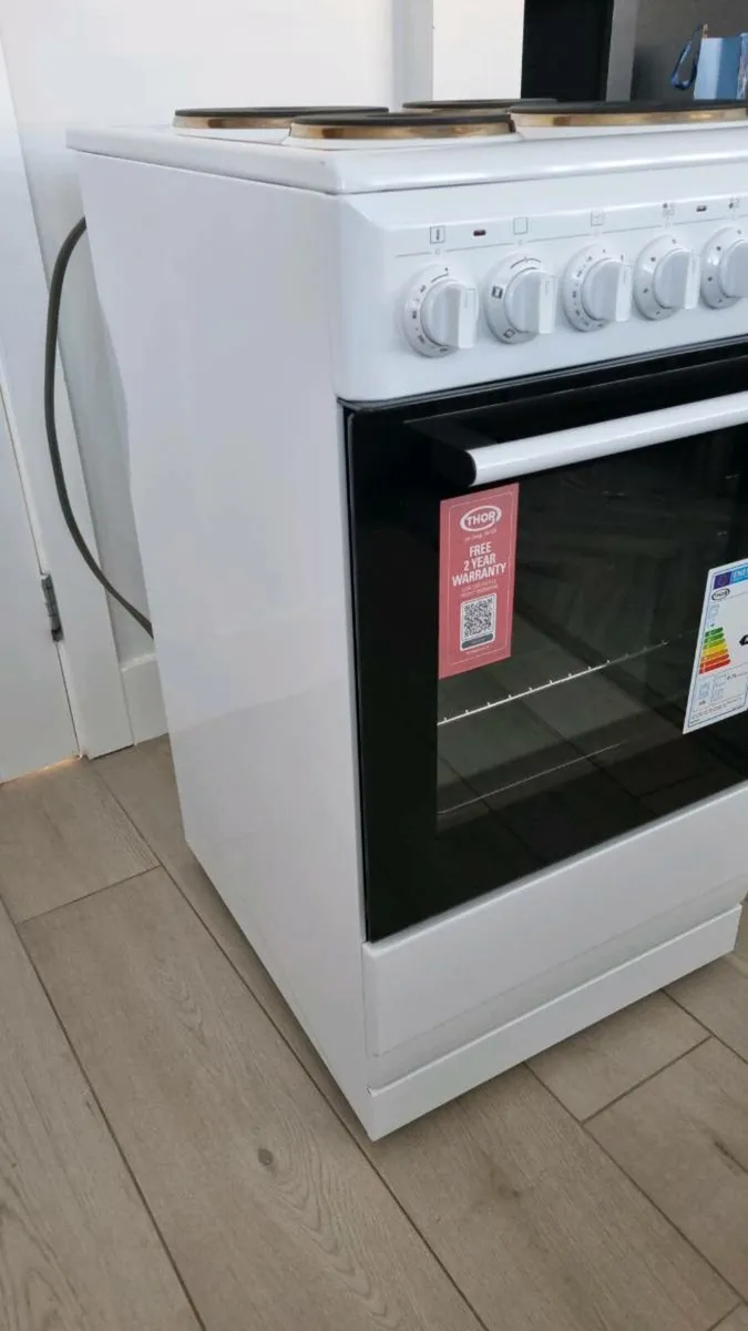 Thor White Electric Cooker - Image 2