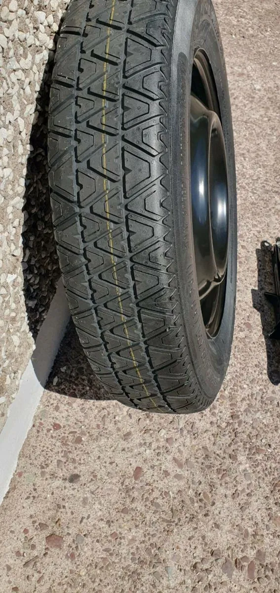 Spare wheel & jack - Image 2