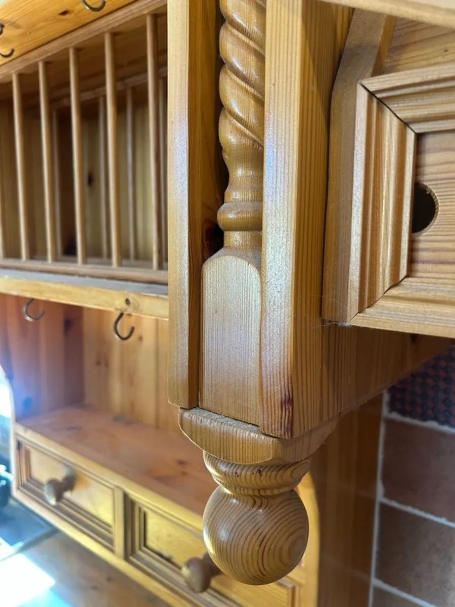 Country Kitchen - Image 1