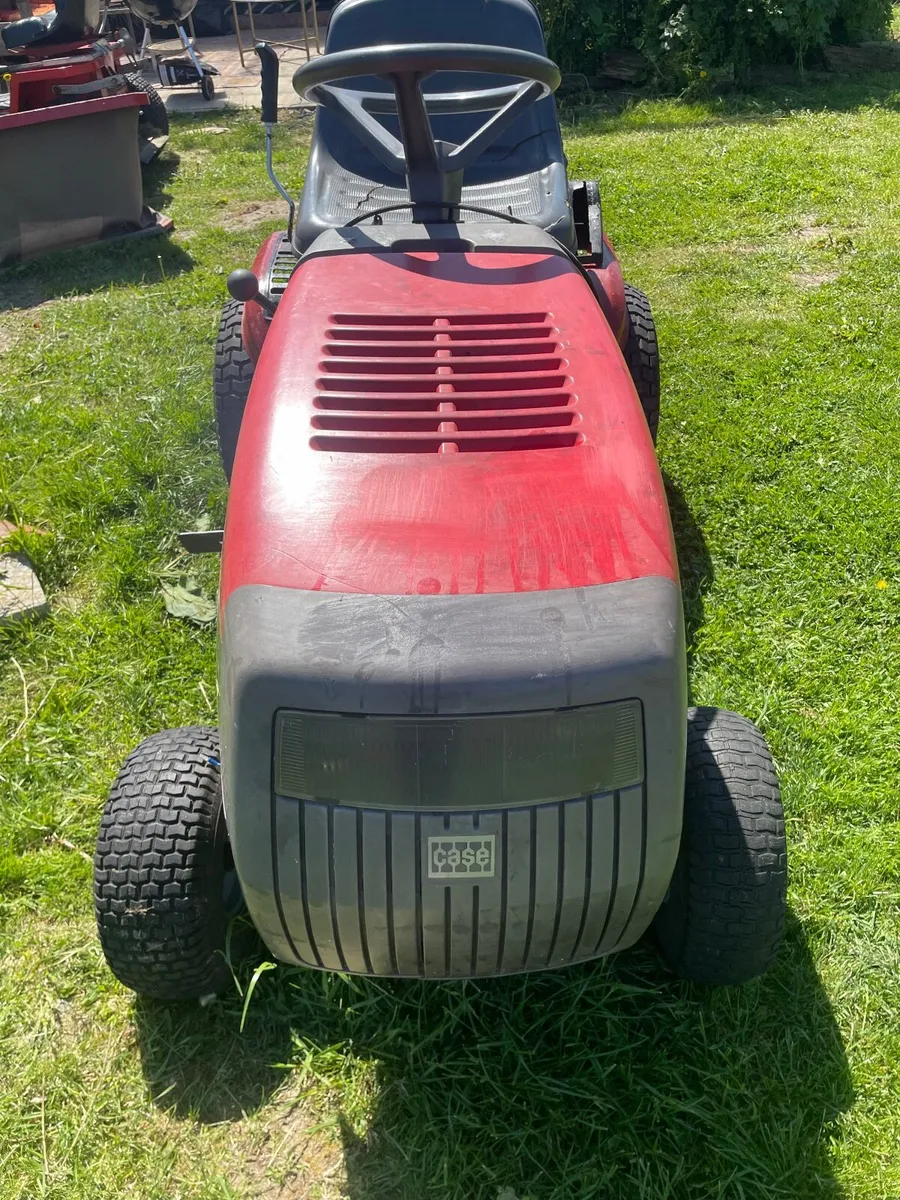 Ride on mower/ garden tractor - Image 4