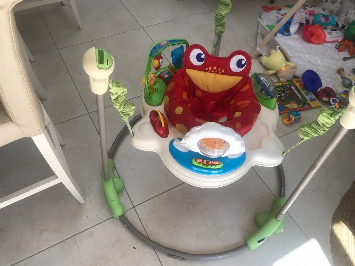 Baby jumperoo - Image 1