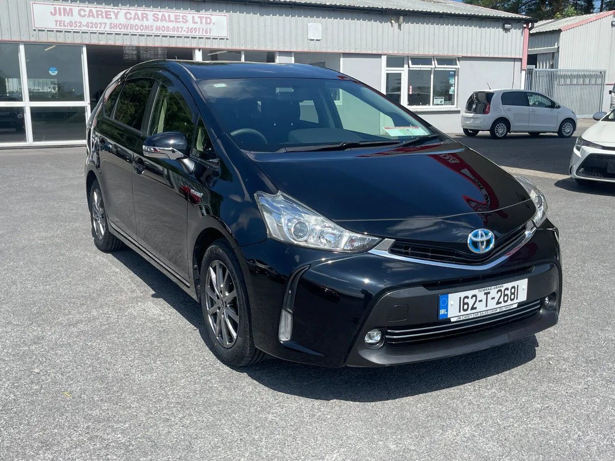 Toyota Prius alpha 2016  7 seater - Image 2